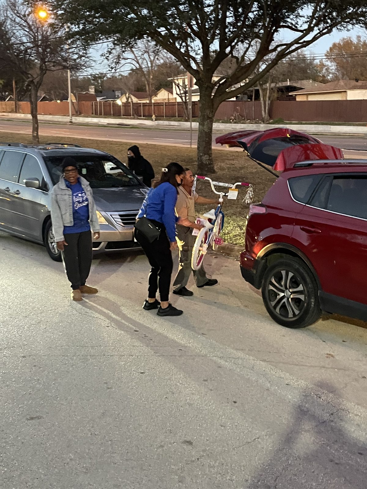 Volunteers loading a vehicle